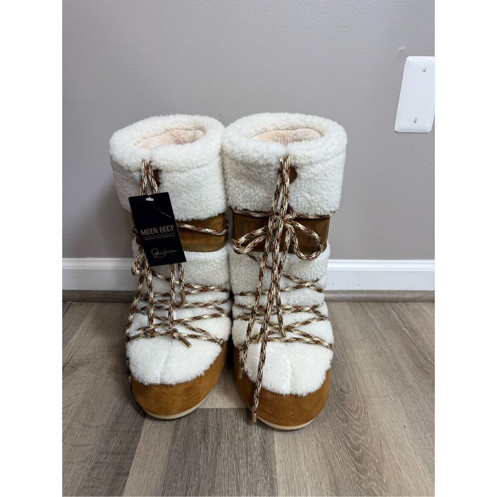Moon Boot White and Tan Suede Winter Boots 10.5
